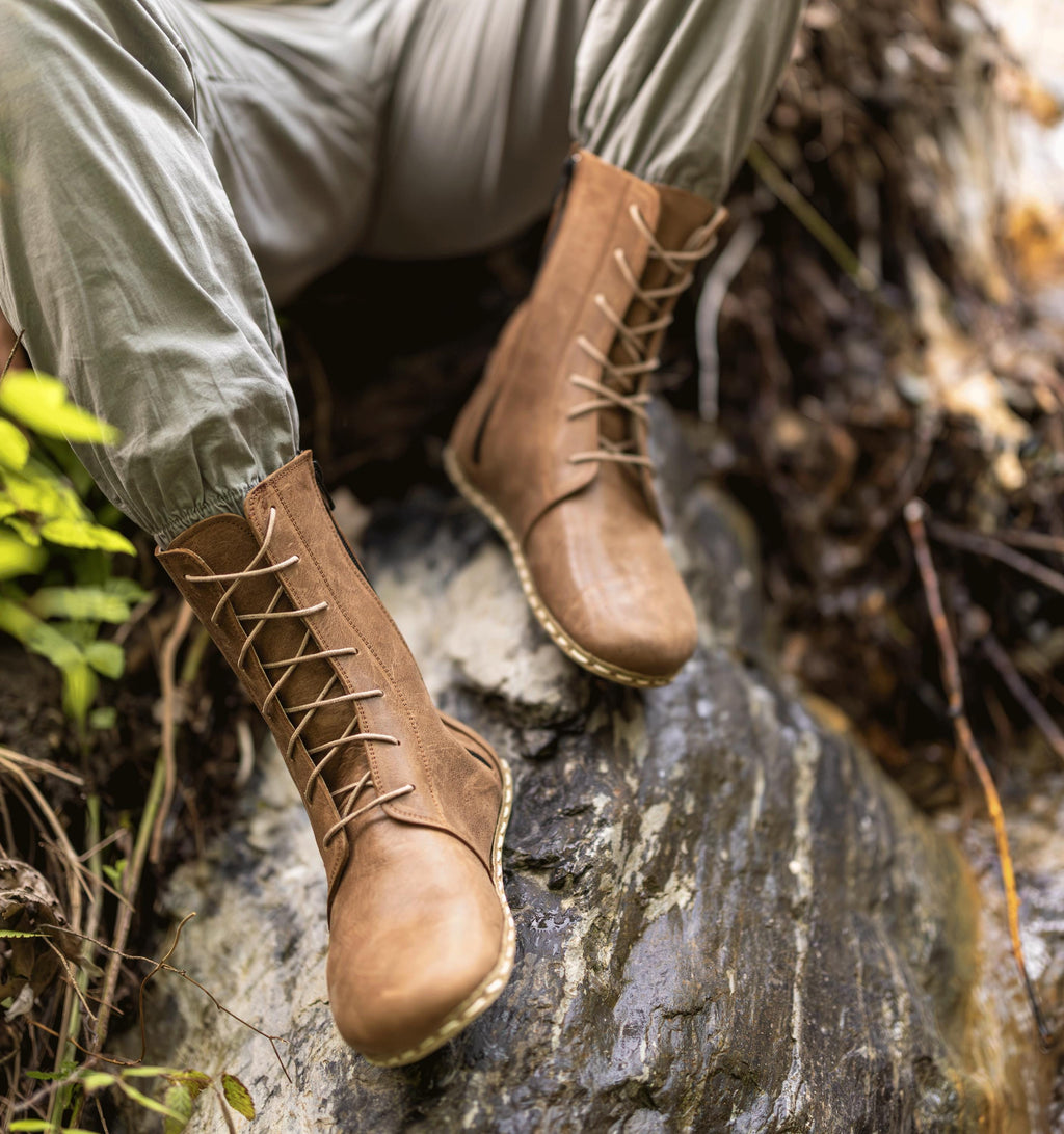 Hickory barefoot ankle boot for men — buffalo leather sole with copper grounding rivet