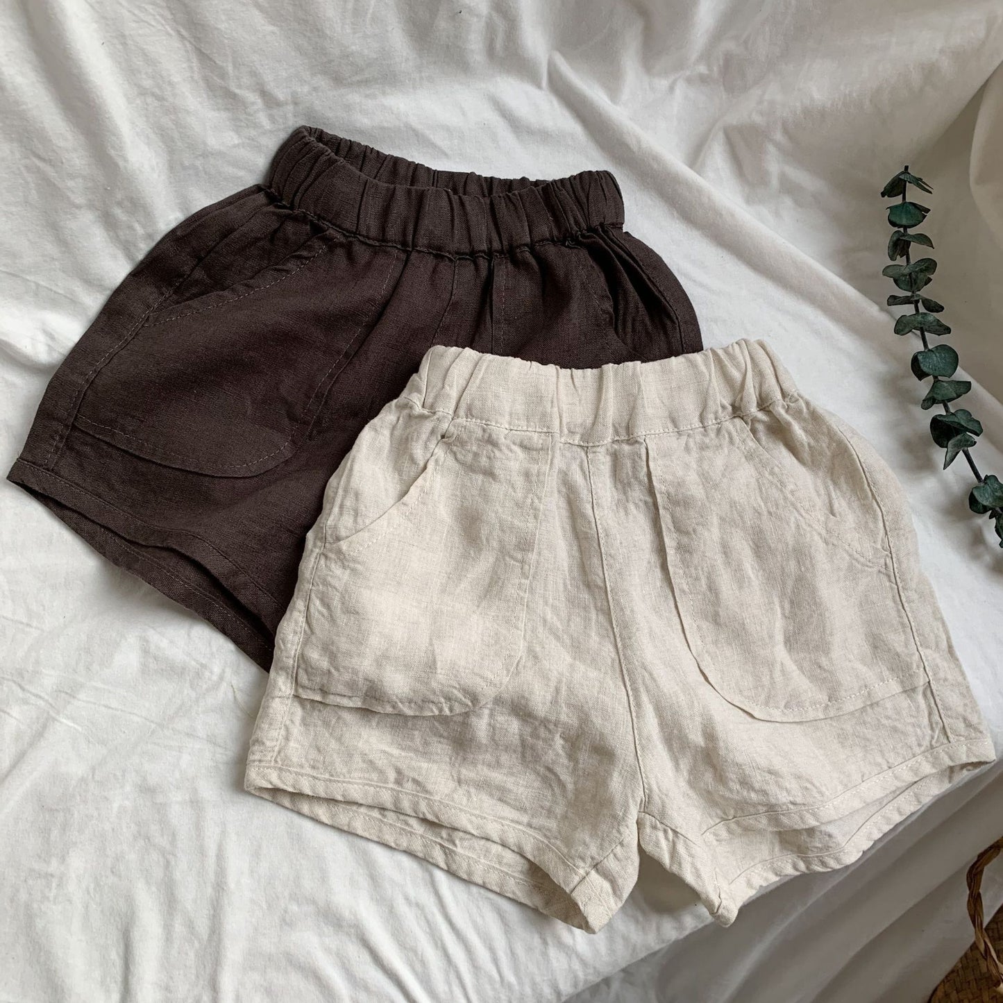 Linen large pocket shorts