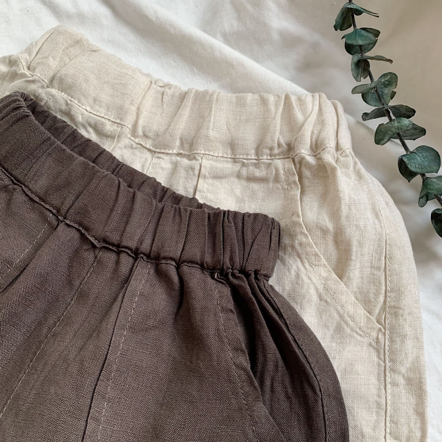 Linen large pocket shorts