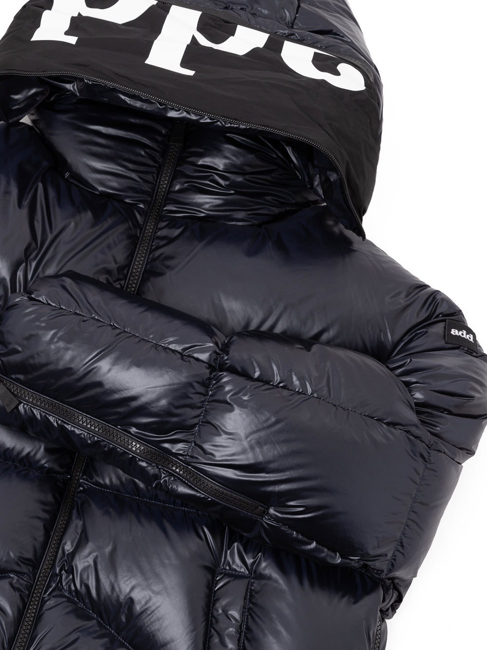 Down jacket with hood and retractable logo ADD