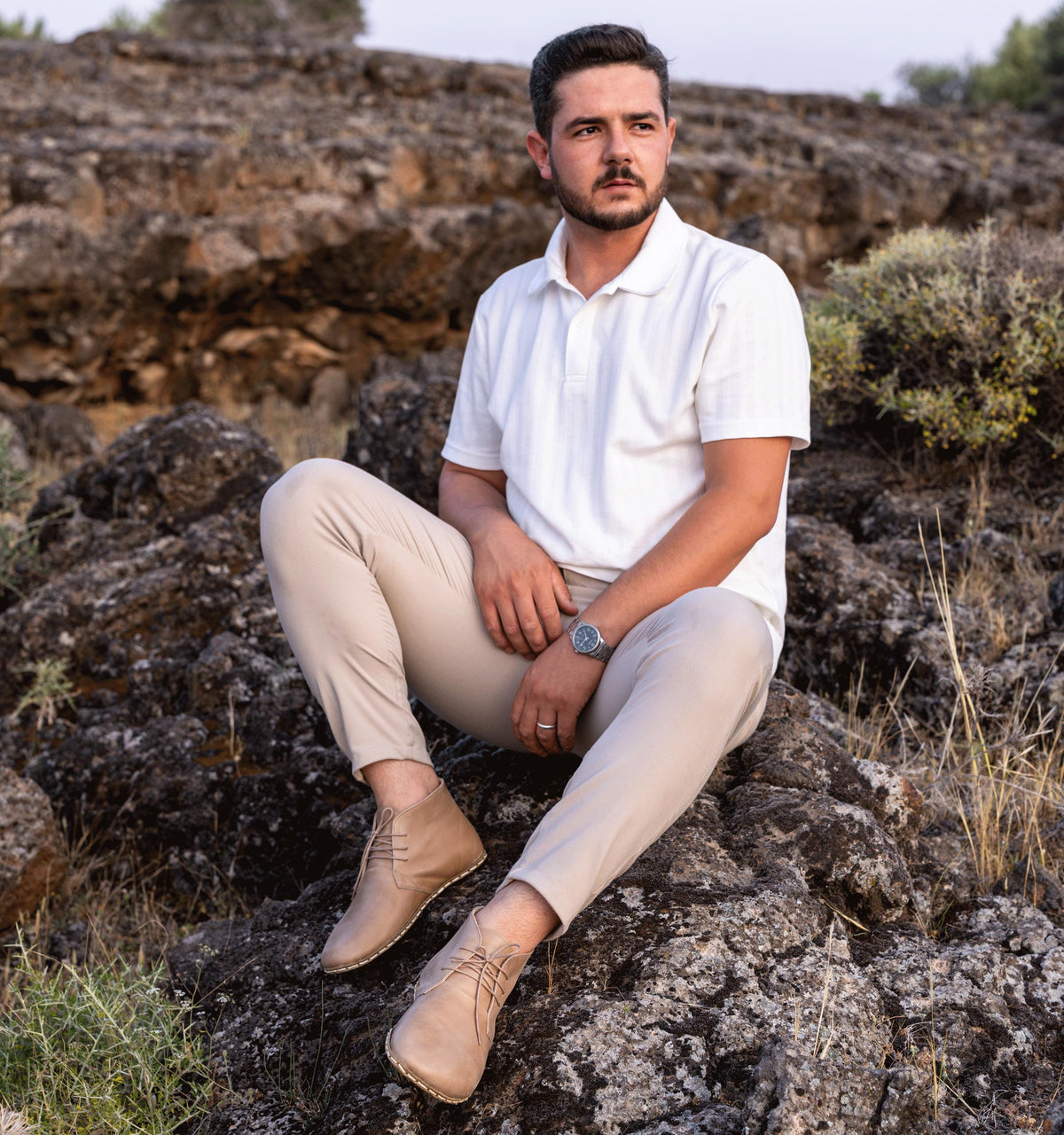 Sand barefoot chukka boot for men — buffalo leather sole with copper grounding rivet