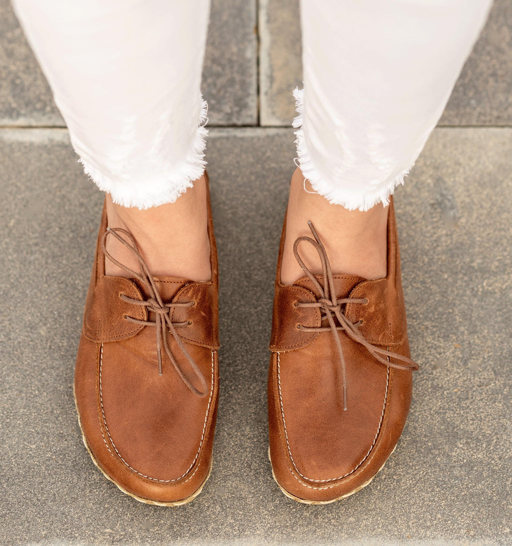 Russet women's boat shoe — wide toe box, zero-drop barefoot last
