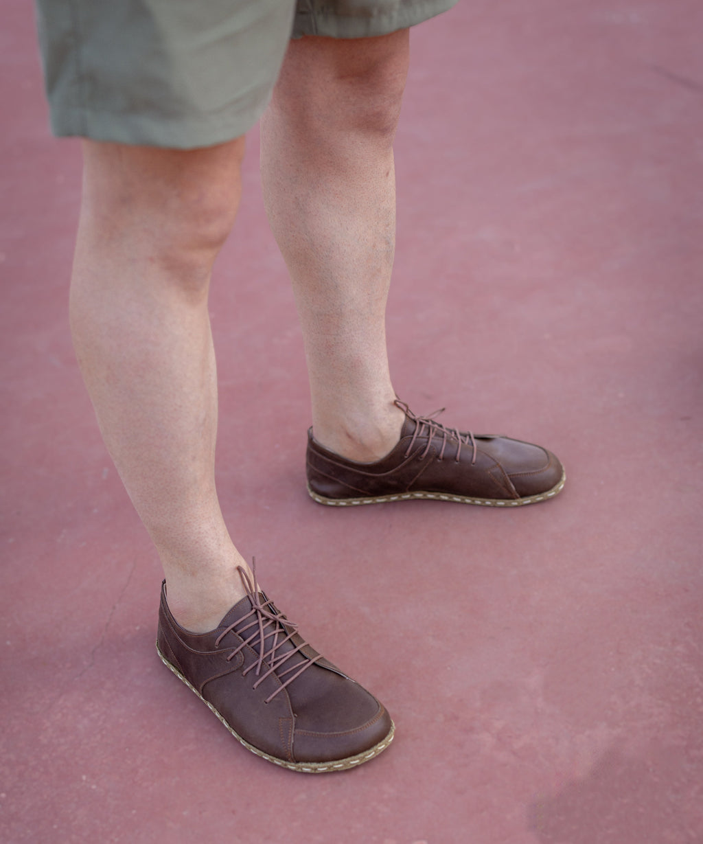 Earth men's barefoot sneaker — pull-up crazy calfskin upper, hand-cut