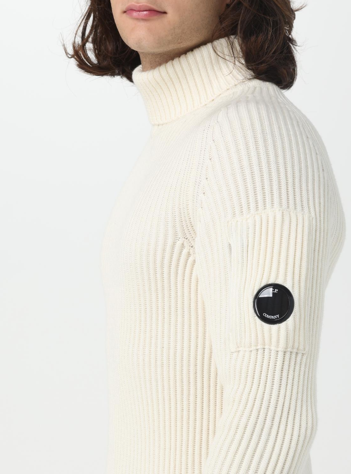 C.P. Company Men Turtle Neck re-wool Cream Sweaters White