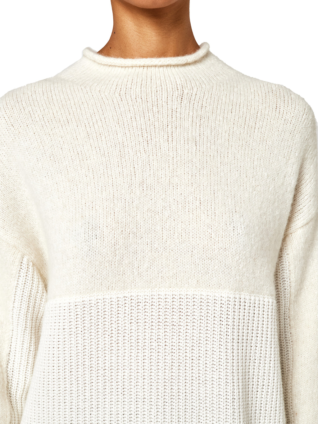 Alpha Studio Women Knit Over Match Yarn White