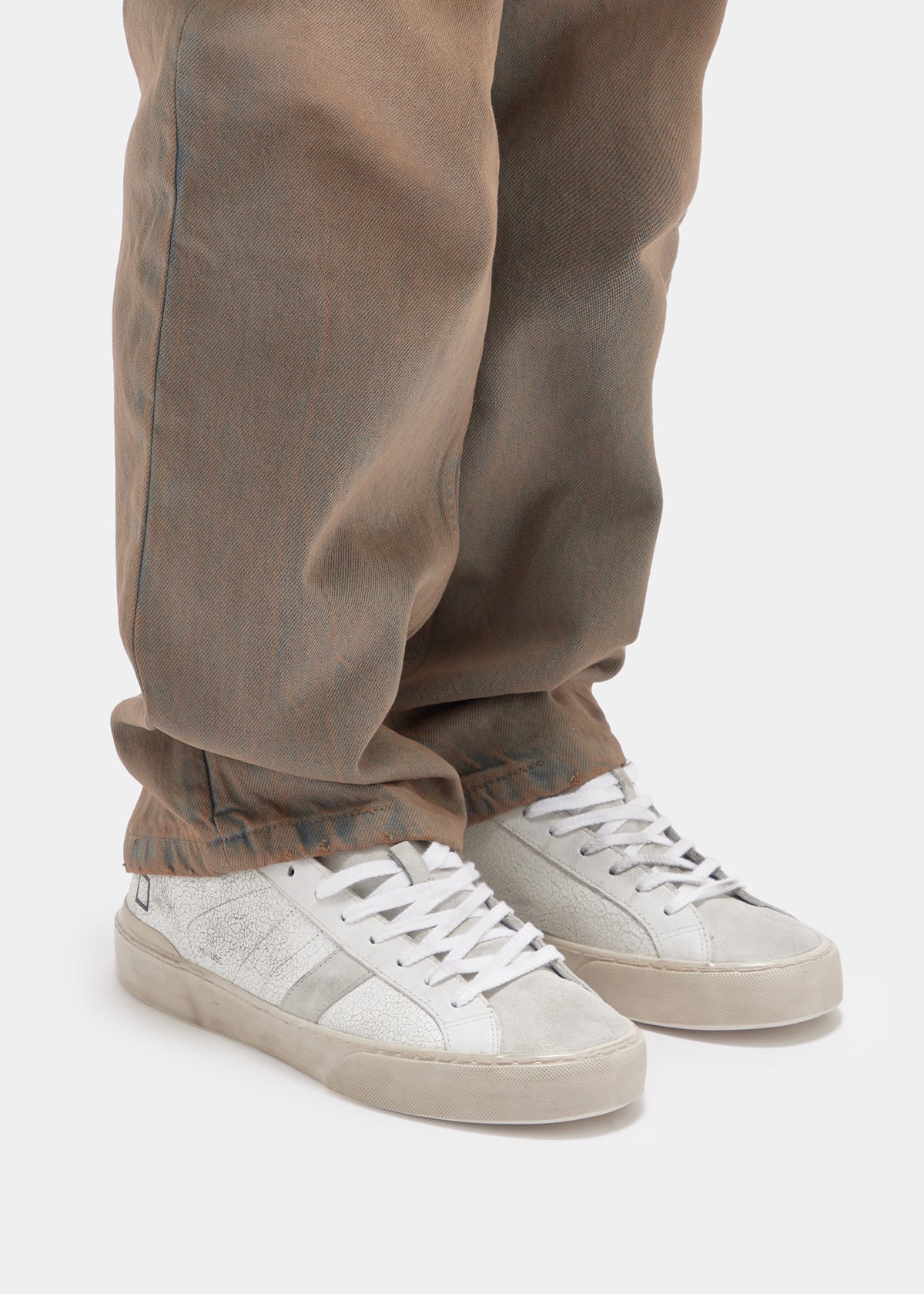D.A.T.E. Men Hill Low Distressed Sneakers White